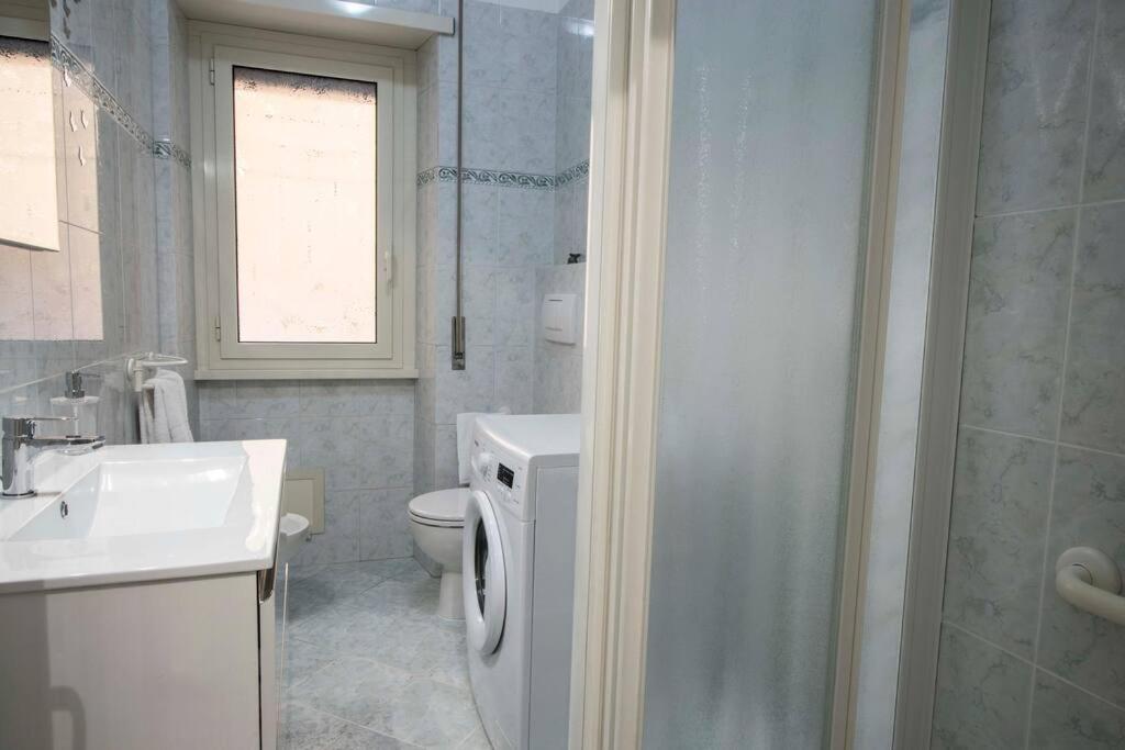 Apartment In Rosa Rom